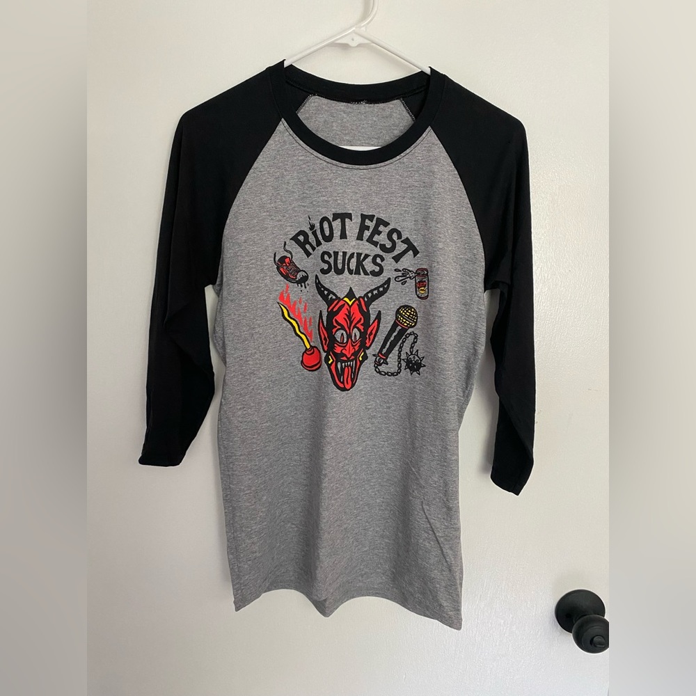 RIOT FEST SUCKS x Hellfire Club baseball tee